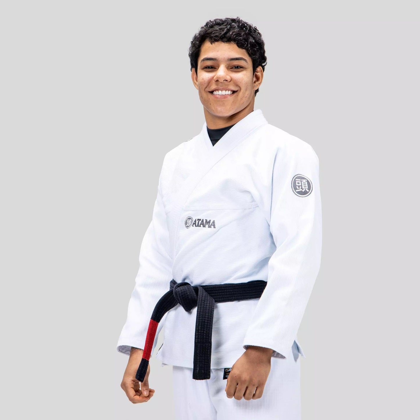 KIMONO DE JJB ATAMA ULTRA LIGHT FEMININO BRANCO
