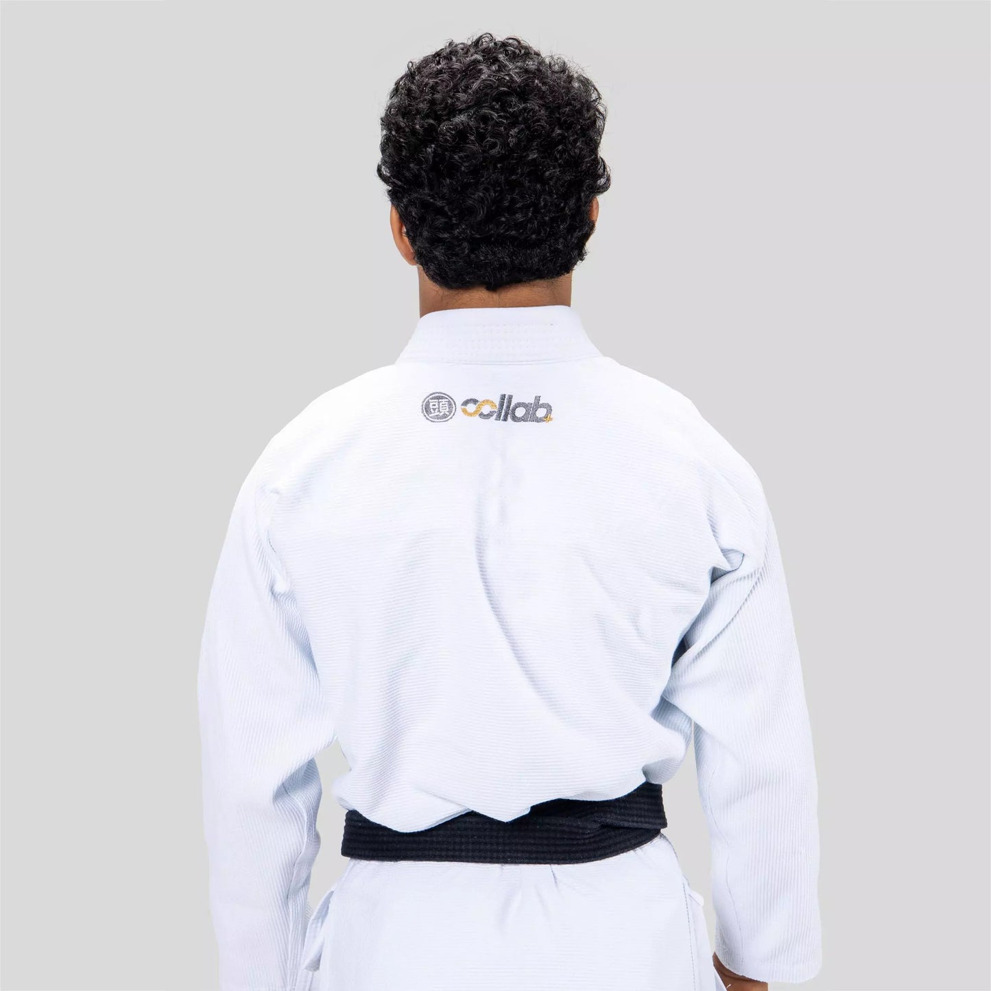 KIMONO DE JJB ATAMA ULTRA LIGHT FEMININO BRANCO