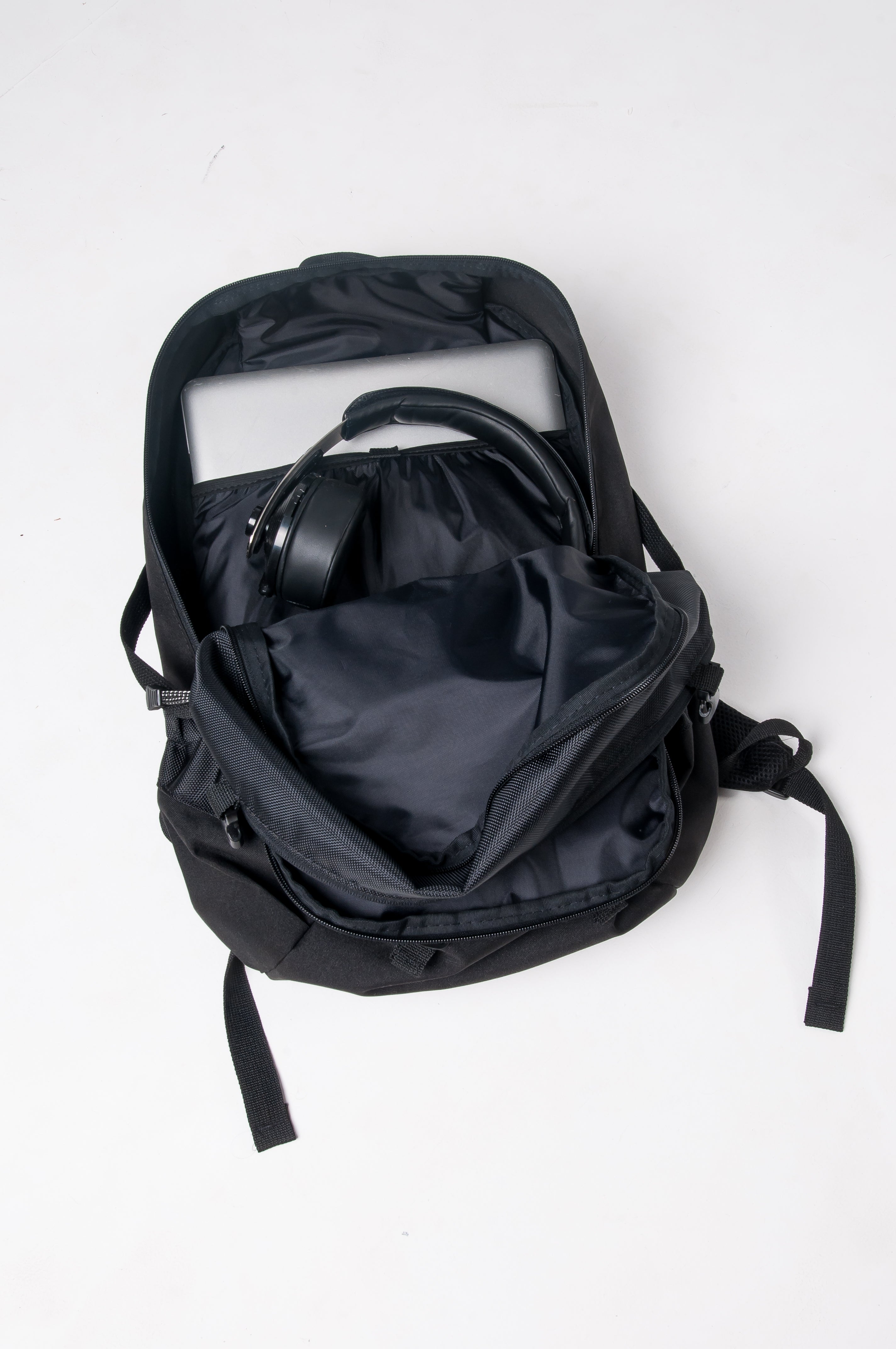 BLACK ATAMA IPANEMA BACKPACK – Atama Europe